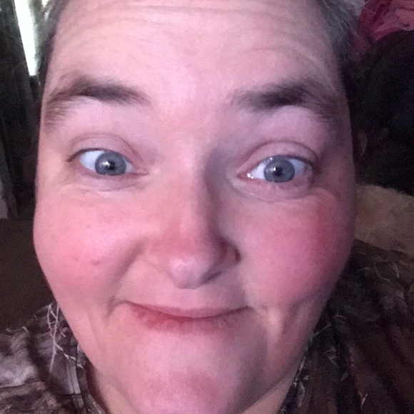 Meet your Posher, Kim - Picture 1 of 1